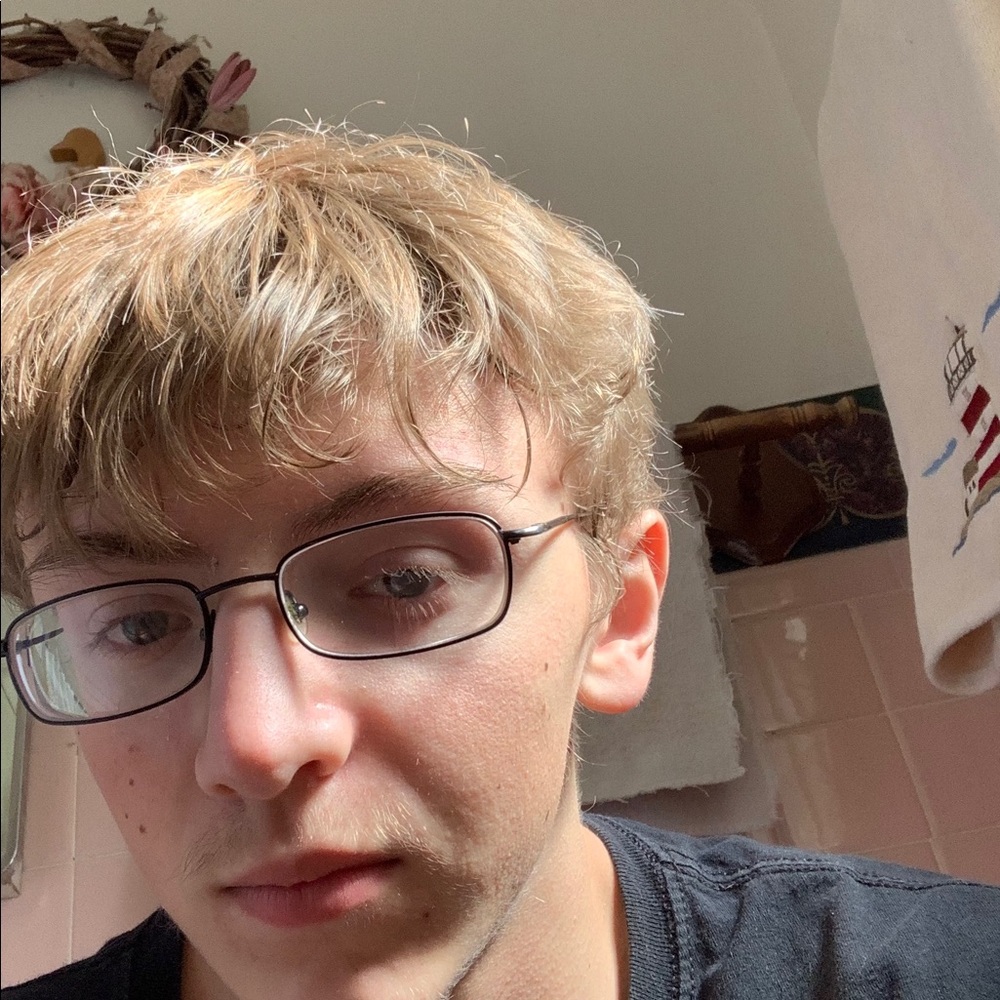 Meet your Posher, Connor